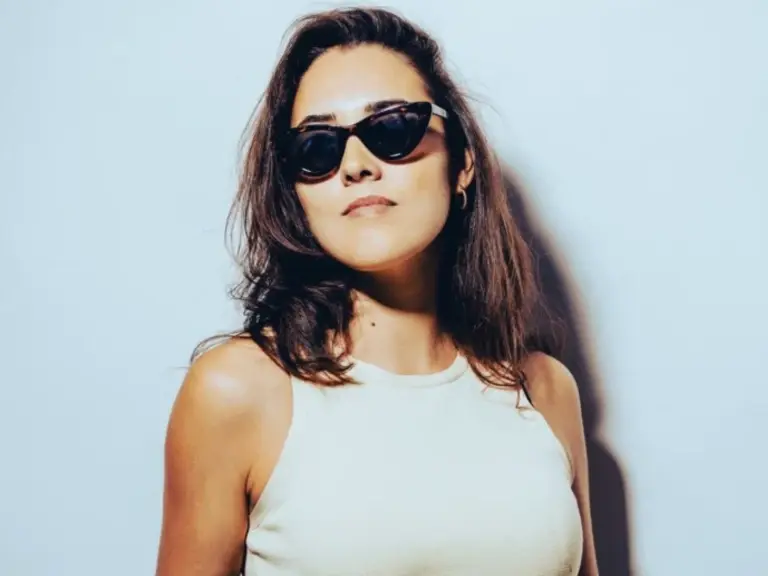 DJ Demi Elisa