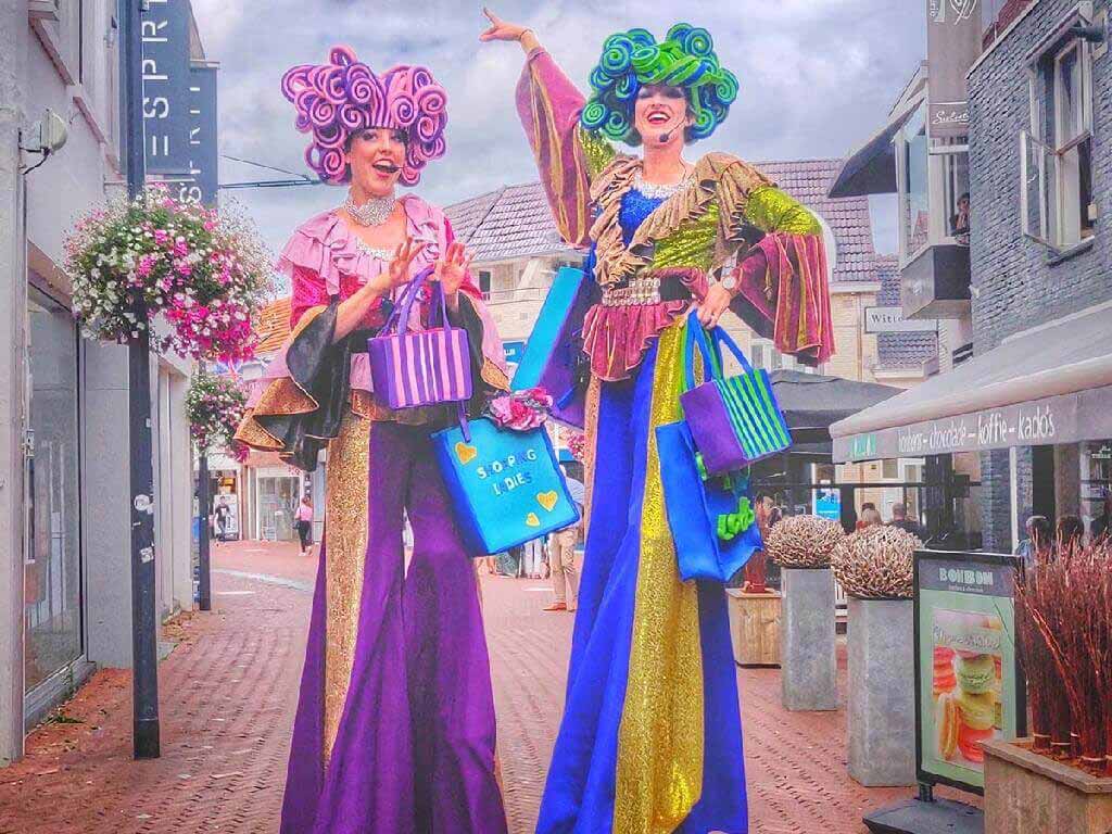 Shopping Ladies