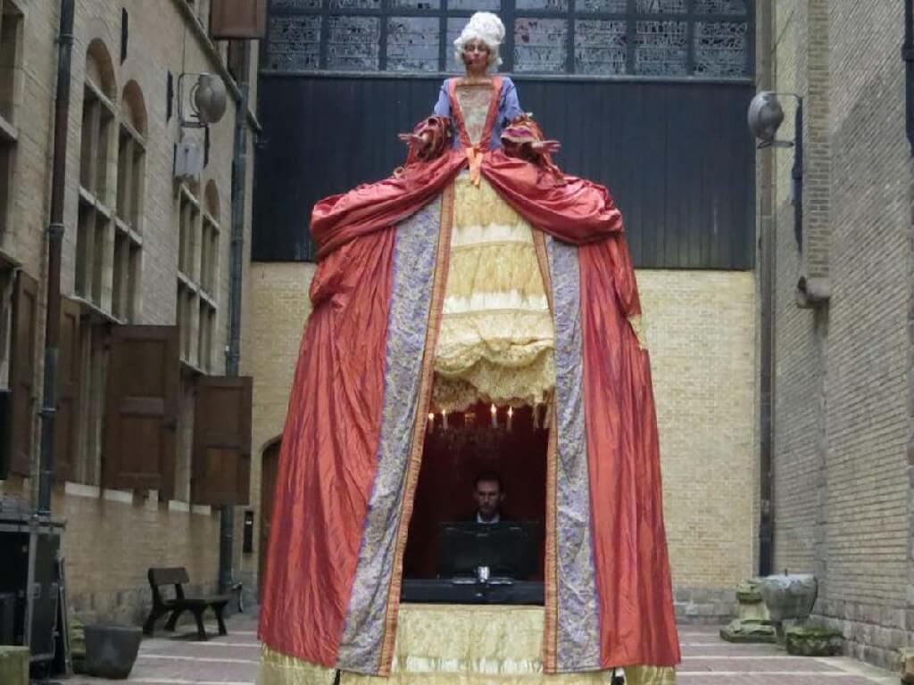 Topera