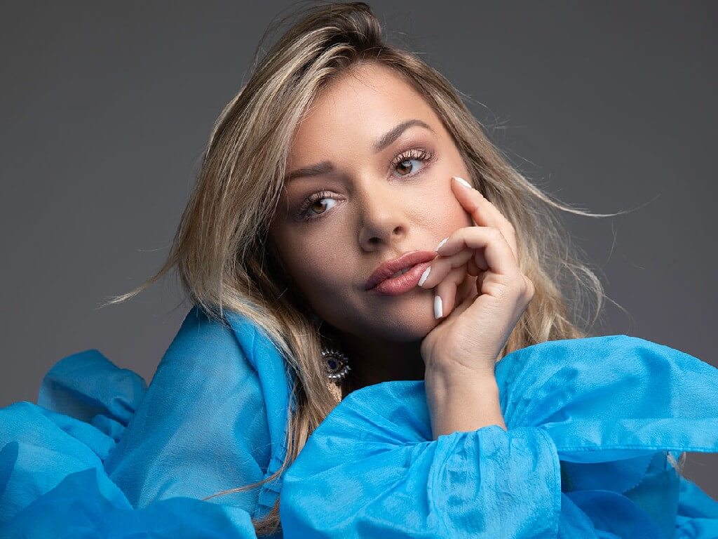 Emma Heesters